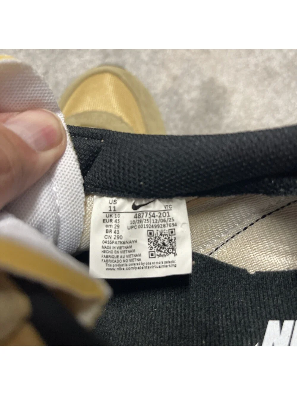 Nike product pair